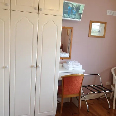 Chelmsford House Lakes Of Bed & Breakfast Killarney
